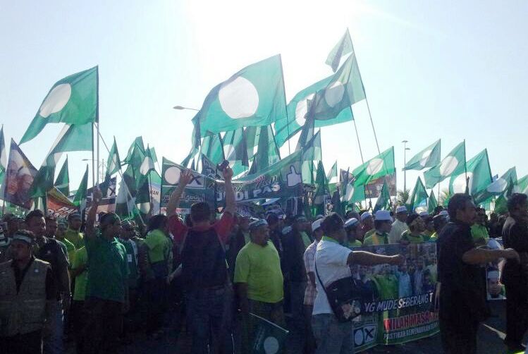penamaan calon pru13 http://www.buletinonline.net/images/stories/aberita19/penamaan%20calon%20pru13.jpg